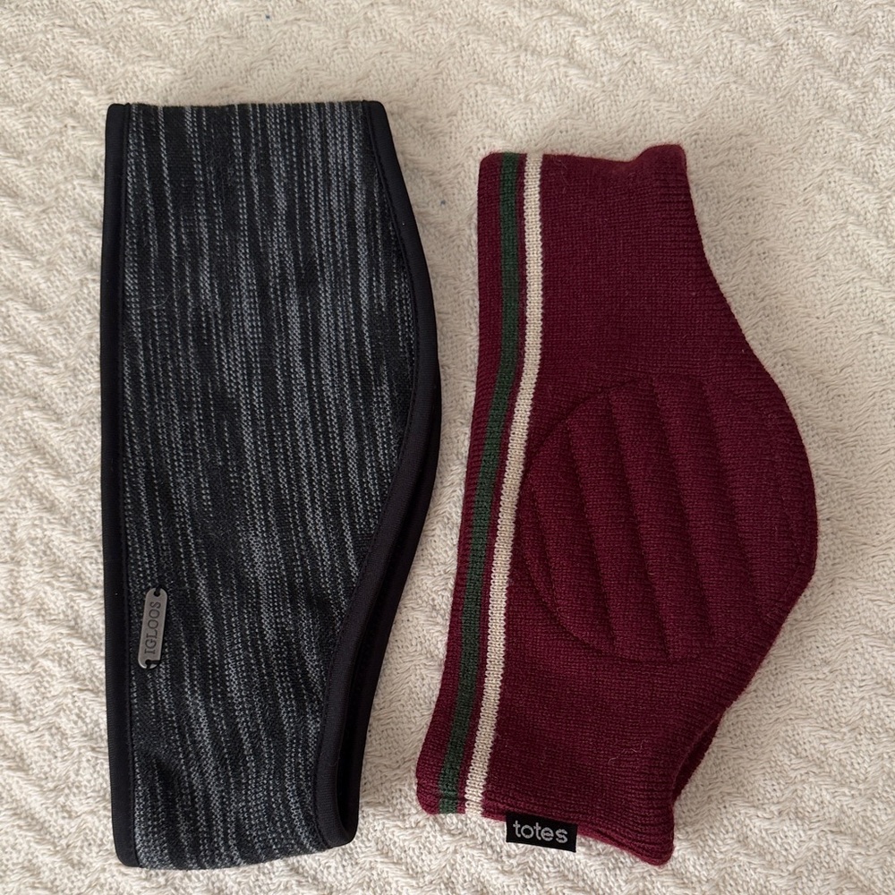 Totes women’s Black and Burgundy Ear Warmers